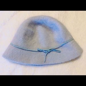Baby Blue Angora-wool Bucket hat